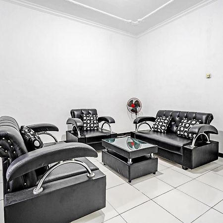 Oyo 91334 Permata Papua Guest House Pameungpeuk  Esterno foto